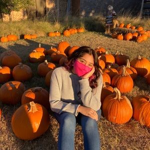 Meet your Posher, Dulce